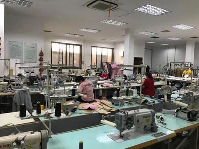 面對來自美國的意外大訂單,上海規(guī)模最大的紡織服裝外貿(mào)企業(yè)這樣處理